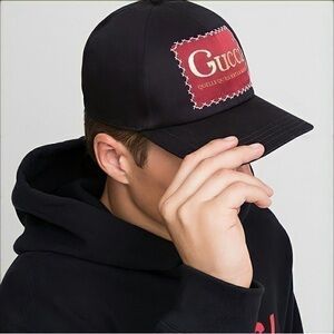 Gucci Men's Black and Burgundy Hat
